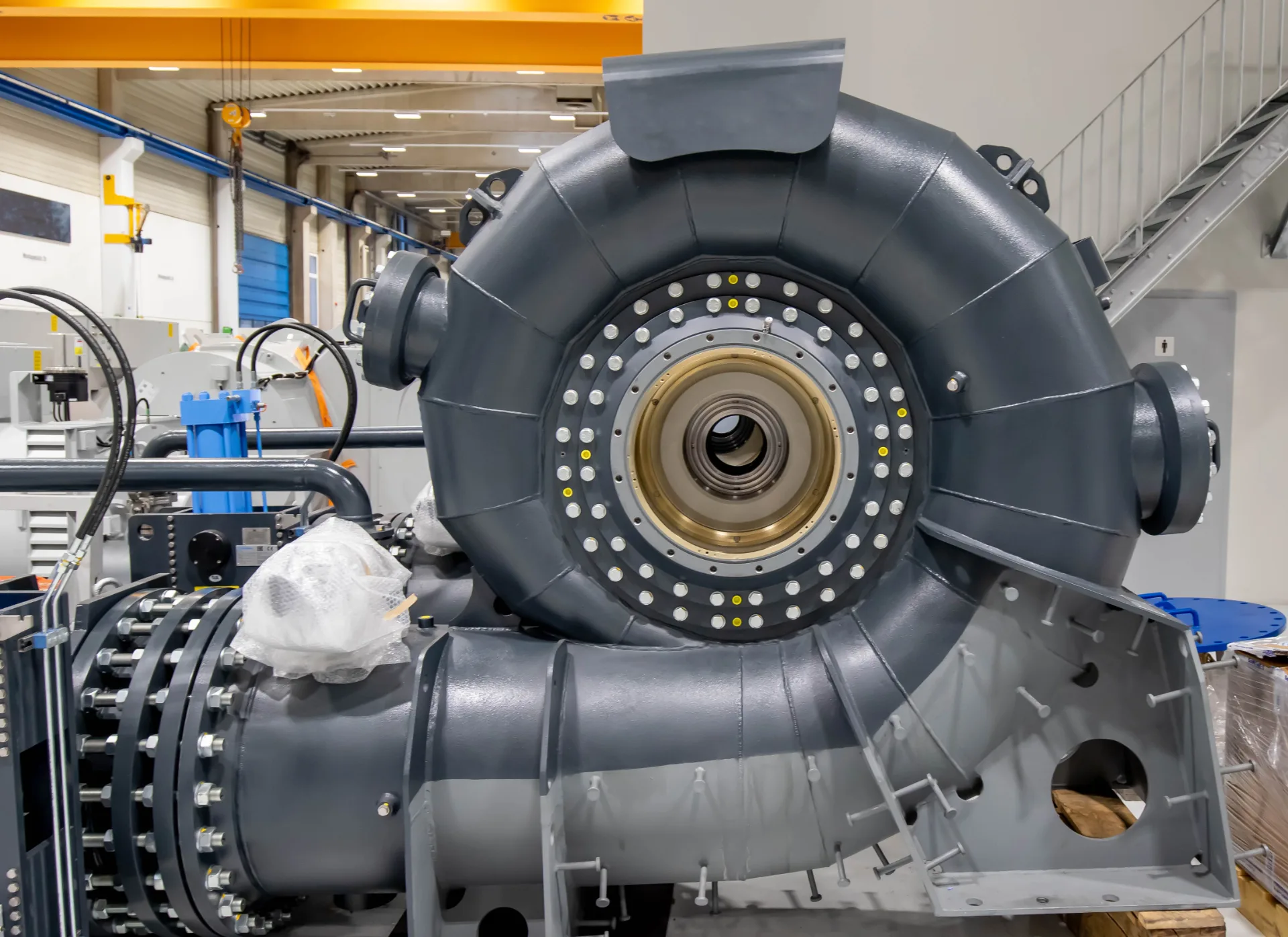 Ripristino in situ del cuscinetto guida di una turbina Francis